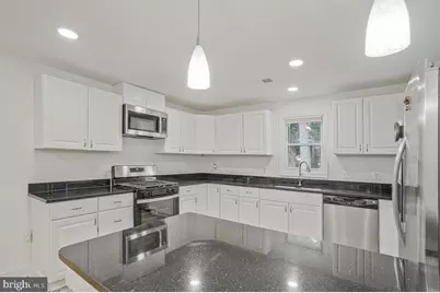 7318 Poplar Court, Falls Church, VA 22042 - Photo 13