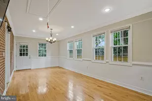 7318 Poplar Ct, Falls Church, VA 22042 - Photo 17