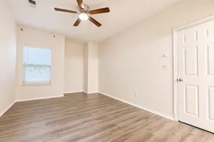 14314 Climbing Rose Way, Centreville, VA 20121 - Photo 5