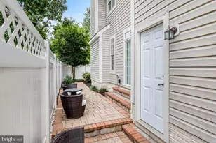 7023 Regional Inlet Dr, Fort Belvoir, VA 22060 - Photo 3