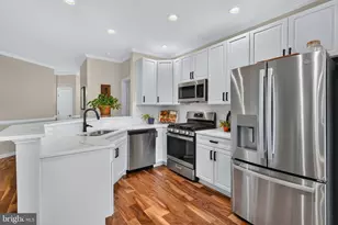 4210 Mozart Brigade Ln, Fairfax, VA 22033 - Photo 17