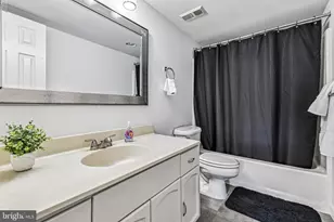 3800 Powell Ln, Falls Church, VA 22041 - Photo 21