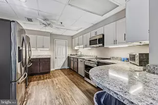 3800 Powell Ln, Falls Church, VA 22041 - Photo 35