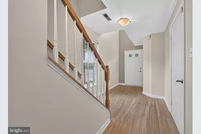 5902 Ians Way, Alexandria, VA 22315 - Photo 3