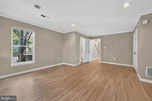 5902 Ians Way, Alexandria, VA 22315 - Photo 5