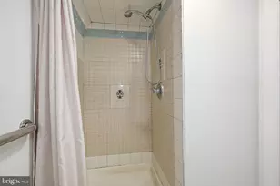 4616 Ravensworth Rd, Annandale, VA 22003 - Photo 37