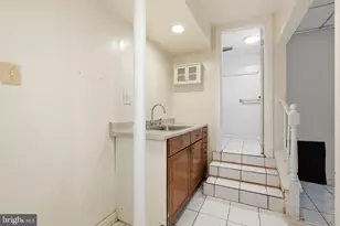 4616 Ravensworth Rd, Annandale, VA 22003 - Photo 35