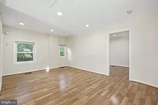4616 Ravensworth Rd, Annandale, VA 22003 - Photo 13