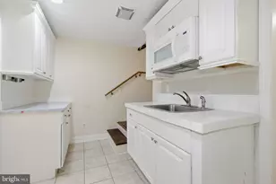 4616 Ravensworth Rd, Annandale, VA 22003 - Photo 21
