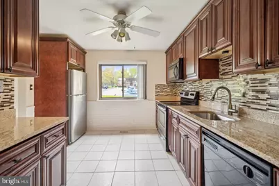 2832 Jermantown Road #49, Oakton, VA 22124 - Photo 7