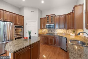 7202 Gray Heights Ct, Alexandria, VA 22315 - Photo 21