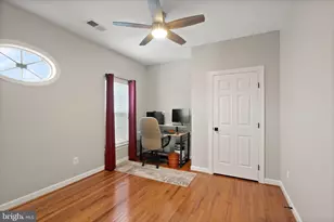7202 Gray Heights Ct, Alexandria, VA 22315 - Photo 49