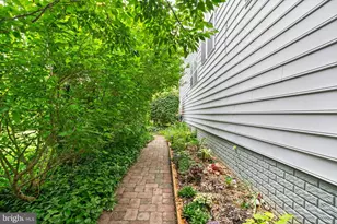 7202 Gray Heights Ct, Alexandria, VA 22315 - Photo 75