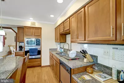7520 Walnut Hill Lane, Falls Church, VA 22042 - Photo 11
