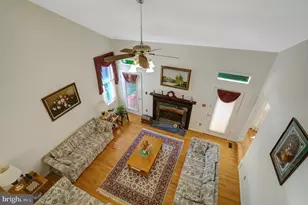 7520 Walnut Hill Ln, Falls Church, VA 22042 - Photo 31