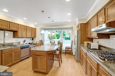 7520 Walnut Hill Lane, Falls Church, VA 22042 - Photo 9