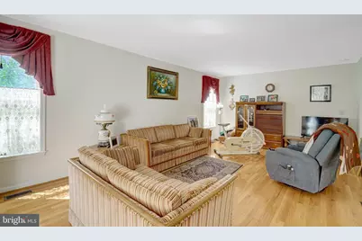 7520 Walnut Hill Lane, Falls Church, VA 22042 - Photo 23