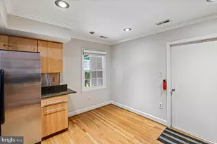 1005 Tapawingo Rd SW, Vienna, VA 22180 - Photo 13