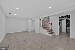 11870 Abercorn Ct, Reston, VA 20191 - Photo 51