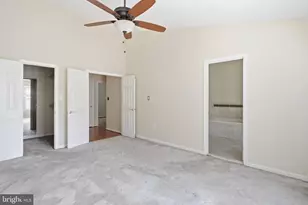 8111 Squirrel Run Rd, Springfield, VA 22152 - Photo 47