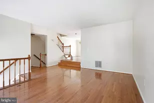 8111 Squirrel Run Rd, Springfield, VA 22152 - Photo 23