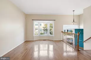 8111 Squirrel Run Rd, Springfield, VA 22152 - Photo 21