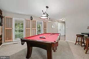 9830 Faust Dr, Vienna, VA 22182 - Photo 9