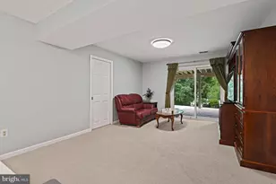 9830 Faust Dr, Vienna, VA 22182 - Photo 57