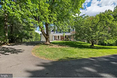 9830 Faust Drive, Vienna, VA 22182 - Photo 5
