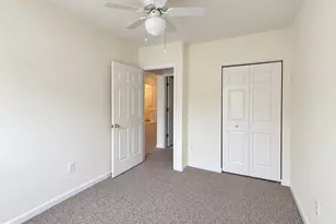 7000 Falls Reach Dr, Falls Church, VA 22043 - Photo 17