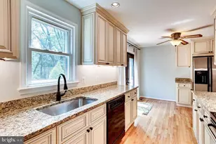 2601 Seskey Glen Ct, Herndon, VA 20171 - Photo 17