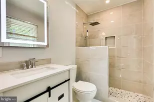 2601 Seskey Glen Ct, Herndon, VA 20171 - Photo 25