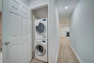 11301 Gatesborough Ln, Reston, VA 20191 - Photo 21