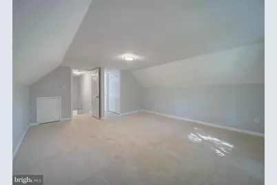 11301 Gatesborough Lane, Reston, VA 20191 - Photo 35