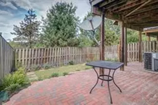 8070 Samuel Wallis St, Lorton, VA 22079 - Photo 17