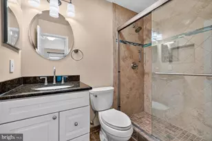 7509 Amesbury Ct, Alexandria, VA 22315 - Photo 17