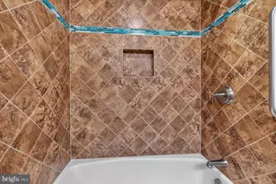 7509 Amesbury Ct, Alexandria, VA 22315 - Photo 25