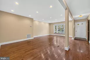 7509 Amesbury Ct, Alexandria, VA 22315 - Photo 11
