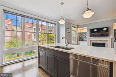 12079 Kinsley Place, Reston, VA 20190 - Photo 9