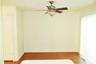 6502 Old Carriage Ln, Alexandria, VA 22315 - Photo 5