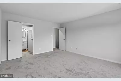 6001 Arlington Boulevard #423, Falls Church, VA 22044 - Photo 35