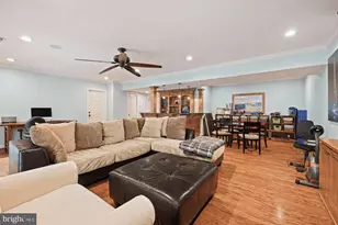11404 Green Moor Ln, Oakton, VA 22124 - Photo 49