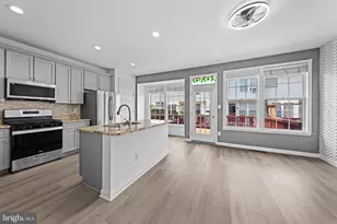 2598 Logan Wood Dr, Herndon, VA 20171 - Photo 11