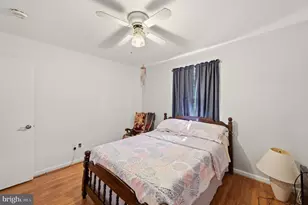 6605 Holford Ln, Springfield, VA 22152 - Photo 5