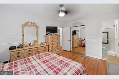 6605 Holford Lane, Springfield, VA 22152 - Photo 9