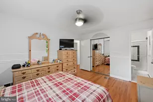 6605 Holford Ln, Springfield, VA 22152 - Photo 9