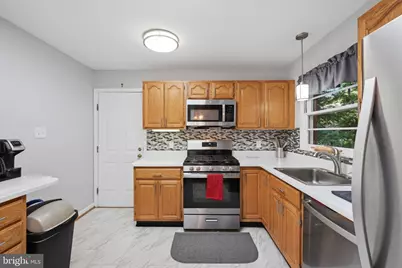 6605 Holford Lane, Springfield, VA 22152 - Photo 13