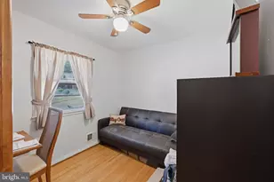 6605 Holford Ln, Springfield, VA 22152 - Photo 11