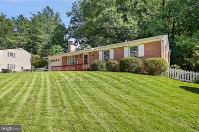 6605 Holford Lane, Springfield, VA 22152 - Photo 3