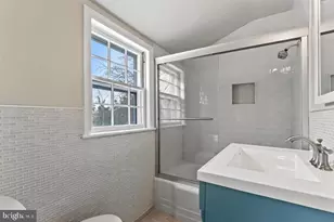 6419 Hillside Ln, Alexandria, VA 22306 - Photo 19